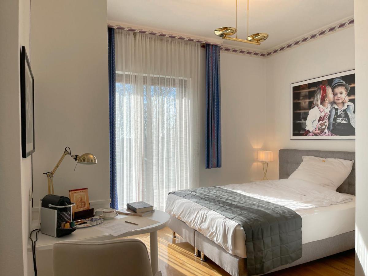 Landhaus Zu Kuerenberg Bergham Bagian luar foto